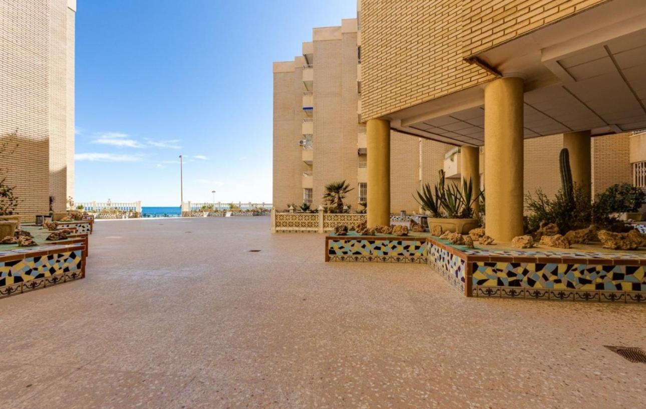 Sea View Luxury Apartment Victoria Torrevieja Bagian luar foto